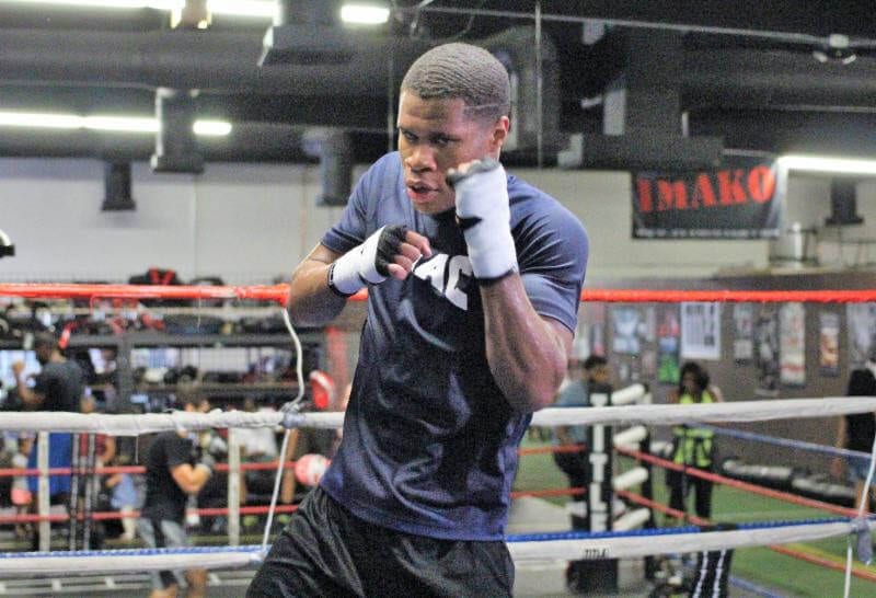 Devin Haney Defeats Jorge Linares Plus Undercards Results Inside The Ropes Boxing Your 1 Source For Boxing News